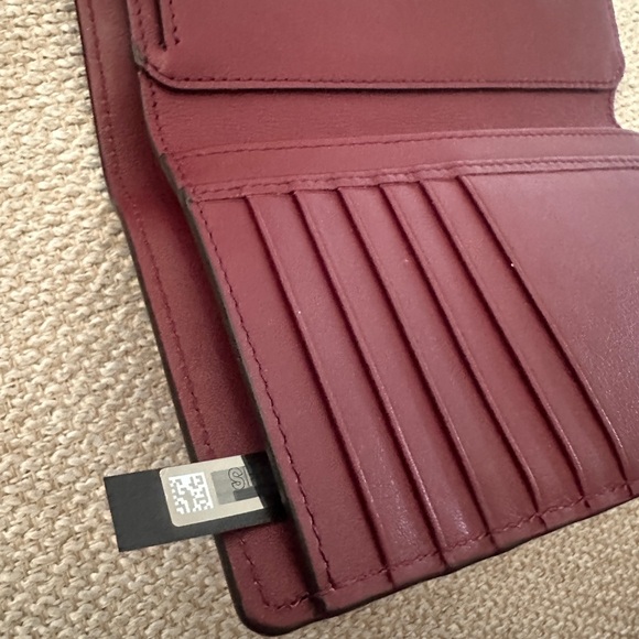 Authentic Chloe wallet - Picture 4 of 6
